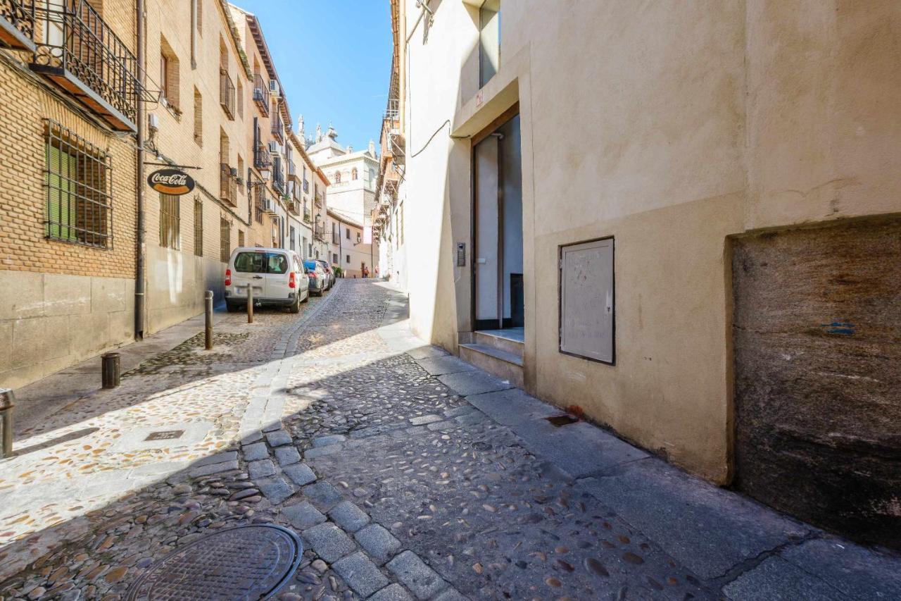 Apartamento Con Patio Junto A La Catedral By Toledo Ap Εξωτερικό φωτογραφία