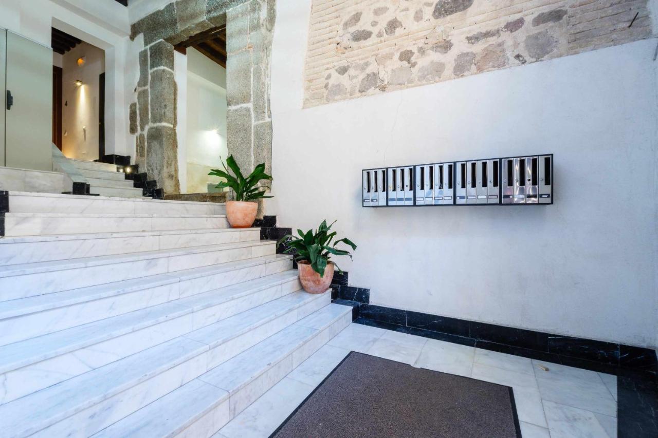 Apartamento Con Patio Junto A La Catedral By Toledo Ap Εξωτερικό φωτογραφία