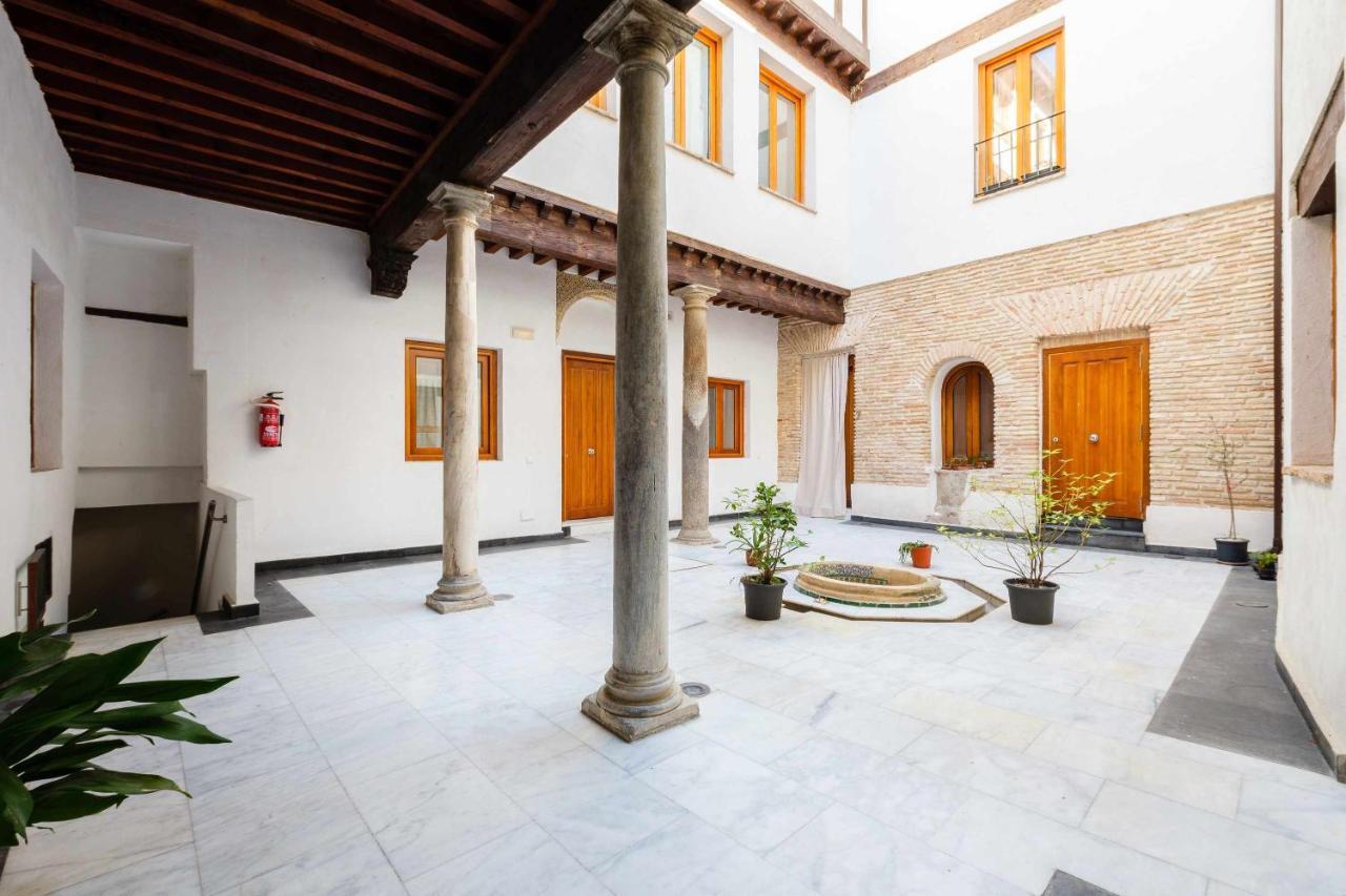 Apartamento Con Patio Junto A La Catedral By Toledo Ap Εξωτερικό φωτογραφία
